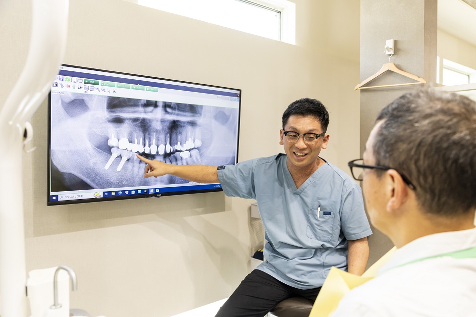 入れ歯・ブリッジとの違い