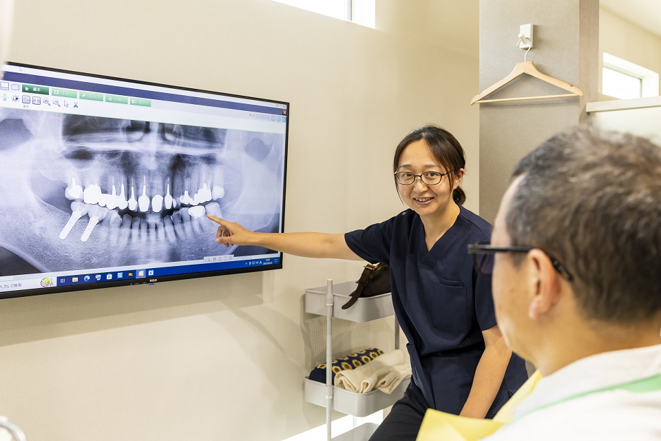 入れ歯・ブリッジとの違い