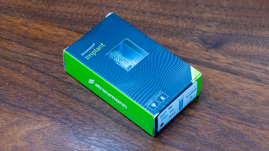 品質と実績に優れた「ストローマン」を採用世界で信頼の高いインプラントブランドです